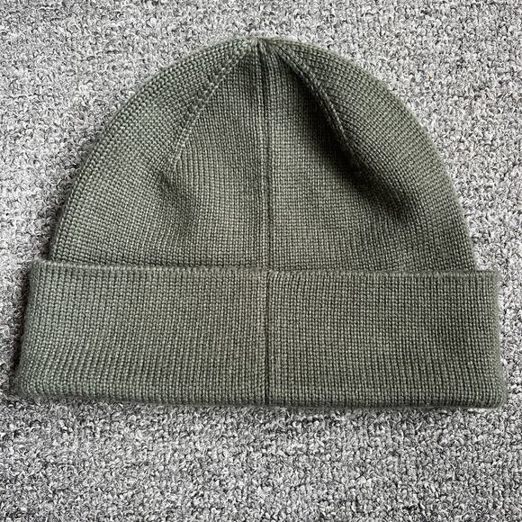 Hunter unisex beanie with tab logo in khaki green - Picture 5 of 5